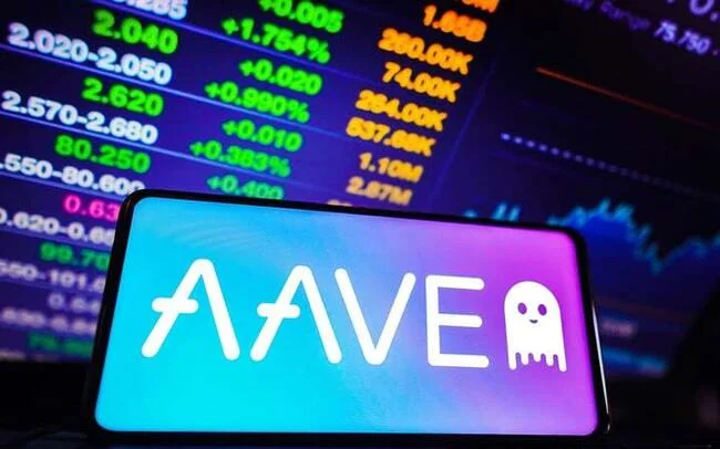 Aave Surges Past Trendline amid Rising USDT Inflows: Is $260 in Sight?