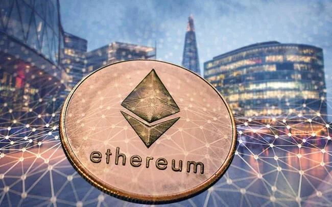 Ethereum Network Sees Surge in Fees Despite Drop in Active Users: What’s Driving the Spike?
