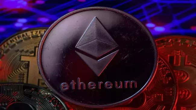 Genesis Creditor Receives 114,000 ETH,  Sells $31M in 3 Days — ETH Volatility Incoming?