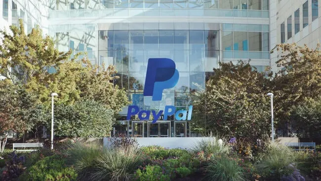 PayPal’s PYUSD stablecoin market cap is down 40% from its high above $1 billion in August