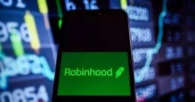 Robinhood US relists SOL, ADA, and XRP, introduces PEPE