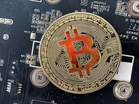 Donald Trump Shifts His Stance on Bitcoin and Embraces Cryptocurrency - trump, bitcoin, donald trump